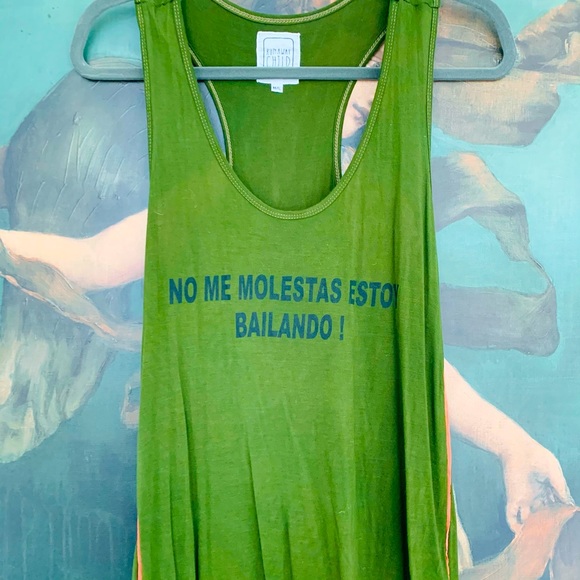 Army green tank - Picture 1 of 2